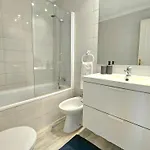 Sunny Dream House By Lica Homes 아파트 *